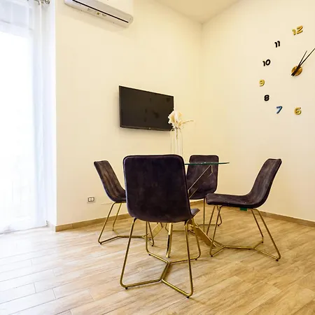 Luxury Apartment In Central City-2